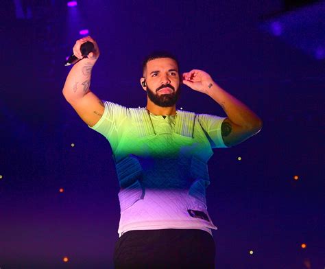 drake gay|Drake 'Comes Out' as a Lesbian on New Song 'Girls Want Girls'.